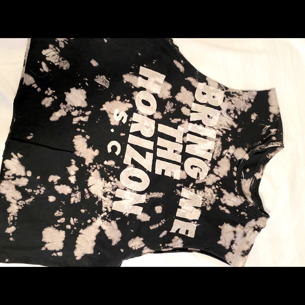 Bring me the horizon cut off tank